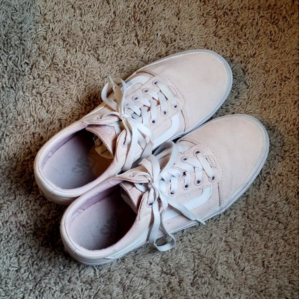 Pink Vans 9.5W [great condition]